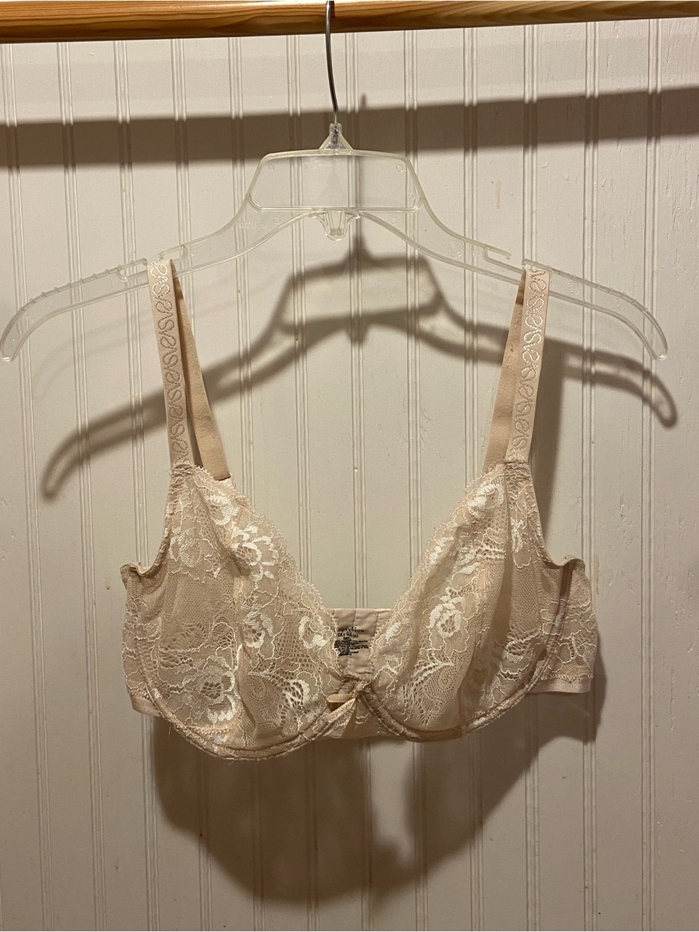 Simply Vera Vera Wang Beige Lace Underwire Bra